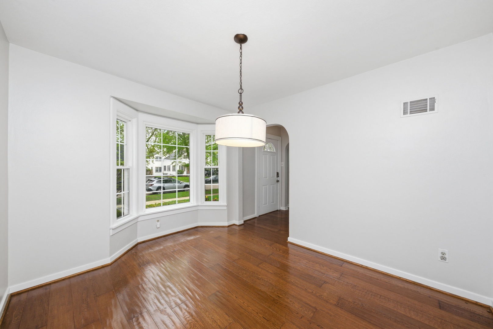 1311 Oneida Street Joliet, IL 60435 - Photo 8 of 24