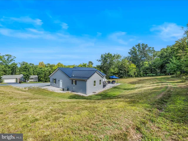 a house view with a outdoor space