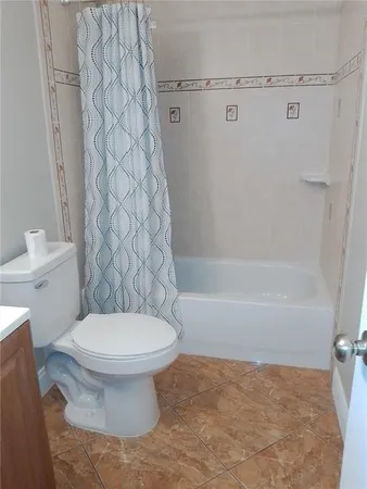 $2,000 | 2701 South Dellwood Drive, Eustis, FL 32726
