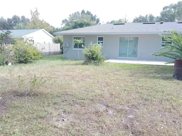 $2,000 | 2701 South Dellwood Drive, Eustis, FL 32726