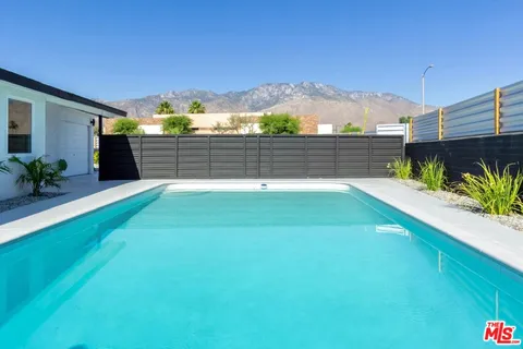 $649,000 | 4325 East Calle De Carlos, Palm Springs, CA 92264