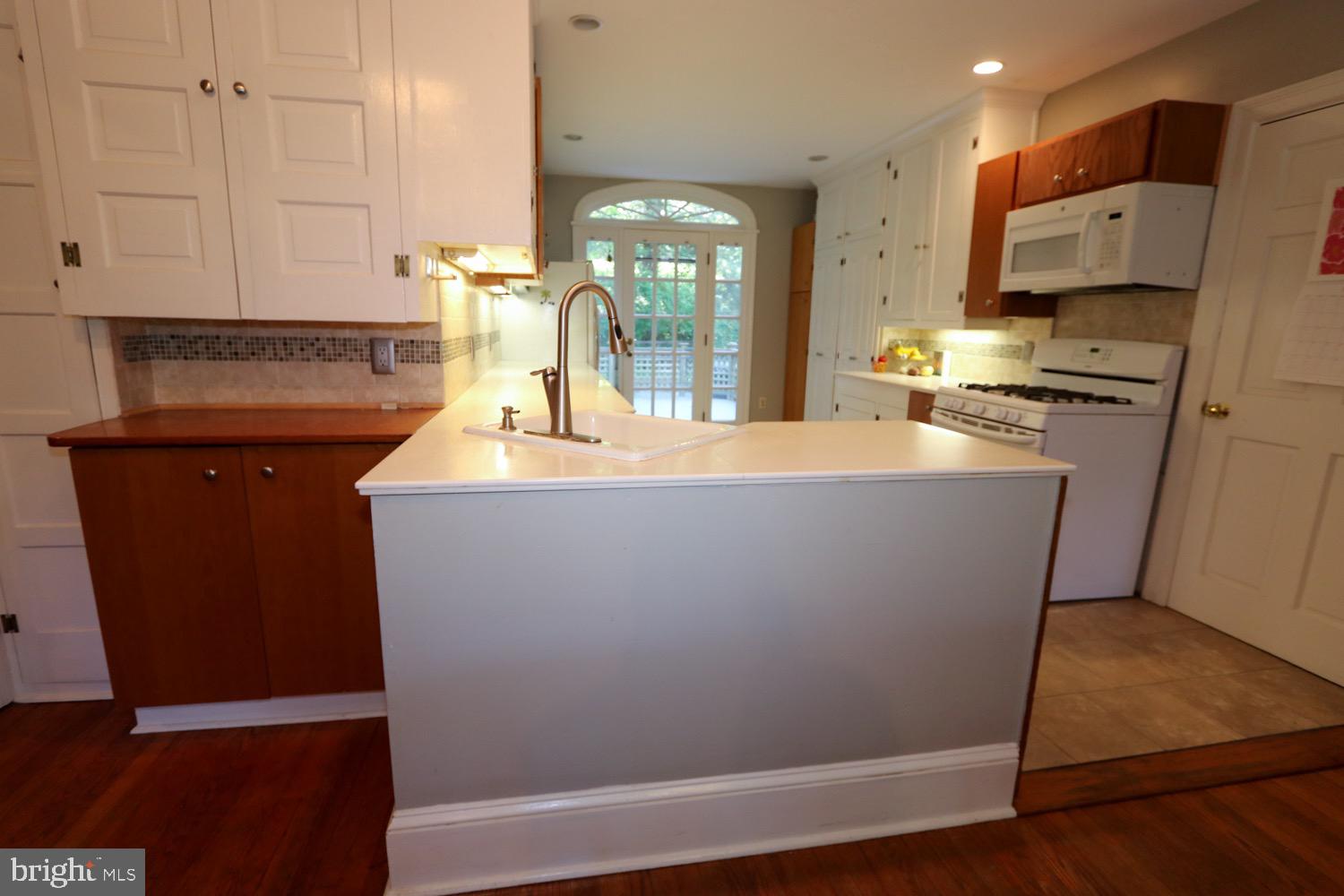 2701 Alden Road Bryn Athyn, PA 19006 - Photo 18 of 105