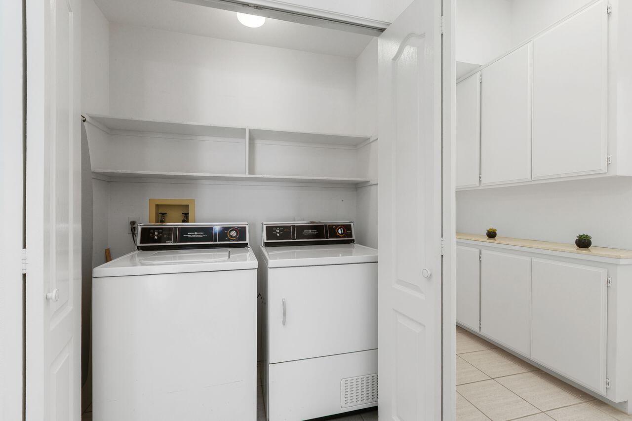 31 Pebble Beach Drive Rancho Mirage, CA 92270 - Photo 28 of 49 33_11990097_185950_185950-EI-131