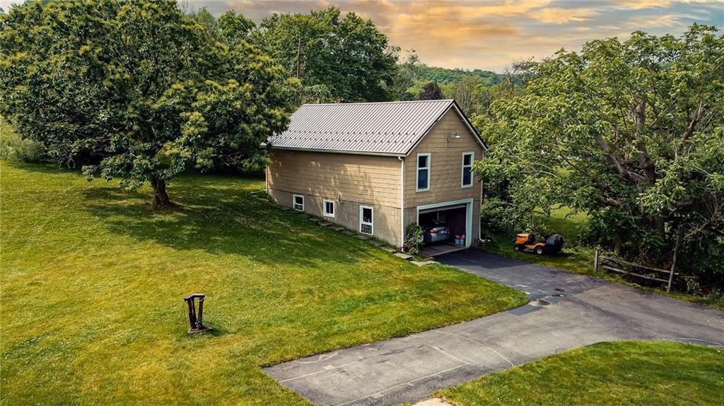 978 Old State Road Apollo, PA 15613 - Photo 4 of 25