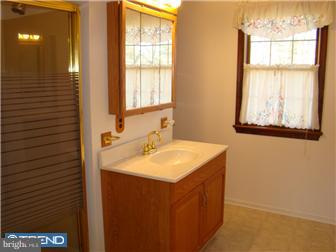 74 Patty Bowker Road Tabernacle, NJ 08088 - Photo 11 of 12 Bathroom