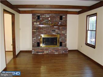 74 Patty Bowker Road Tabernacle, NJ 08088 - Photo 5 of 12 Family Room