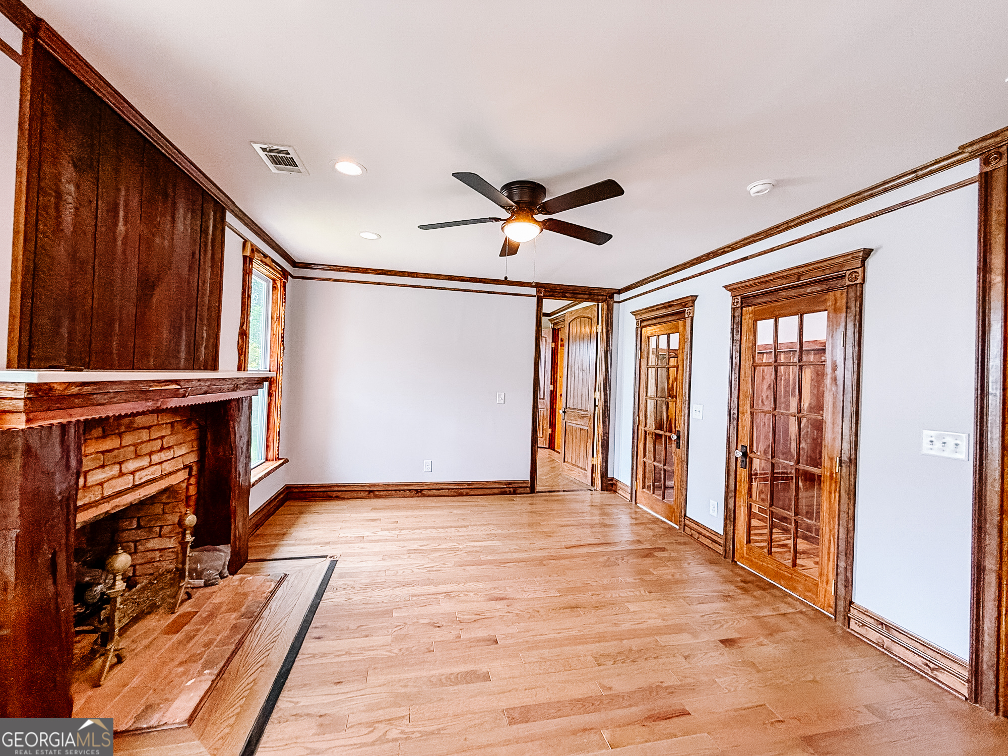 68 Spring Street Newnan, GA 30263 - Photo 17 of 33