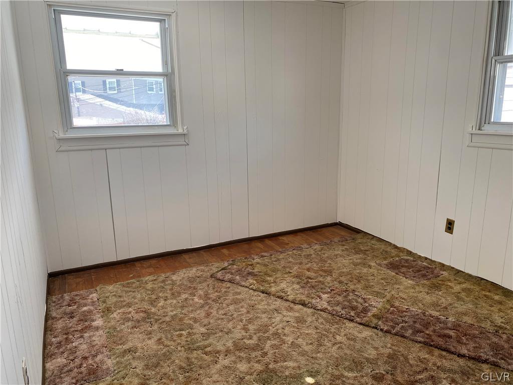 1517 Valley Road Bethlehem, PA 18018 - Photo 13 of 18 2nd bedroom with hardwood