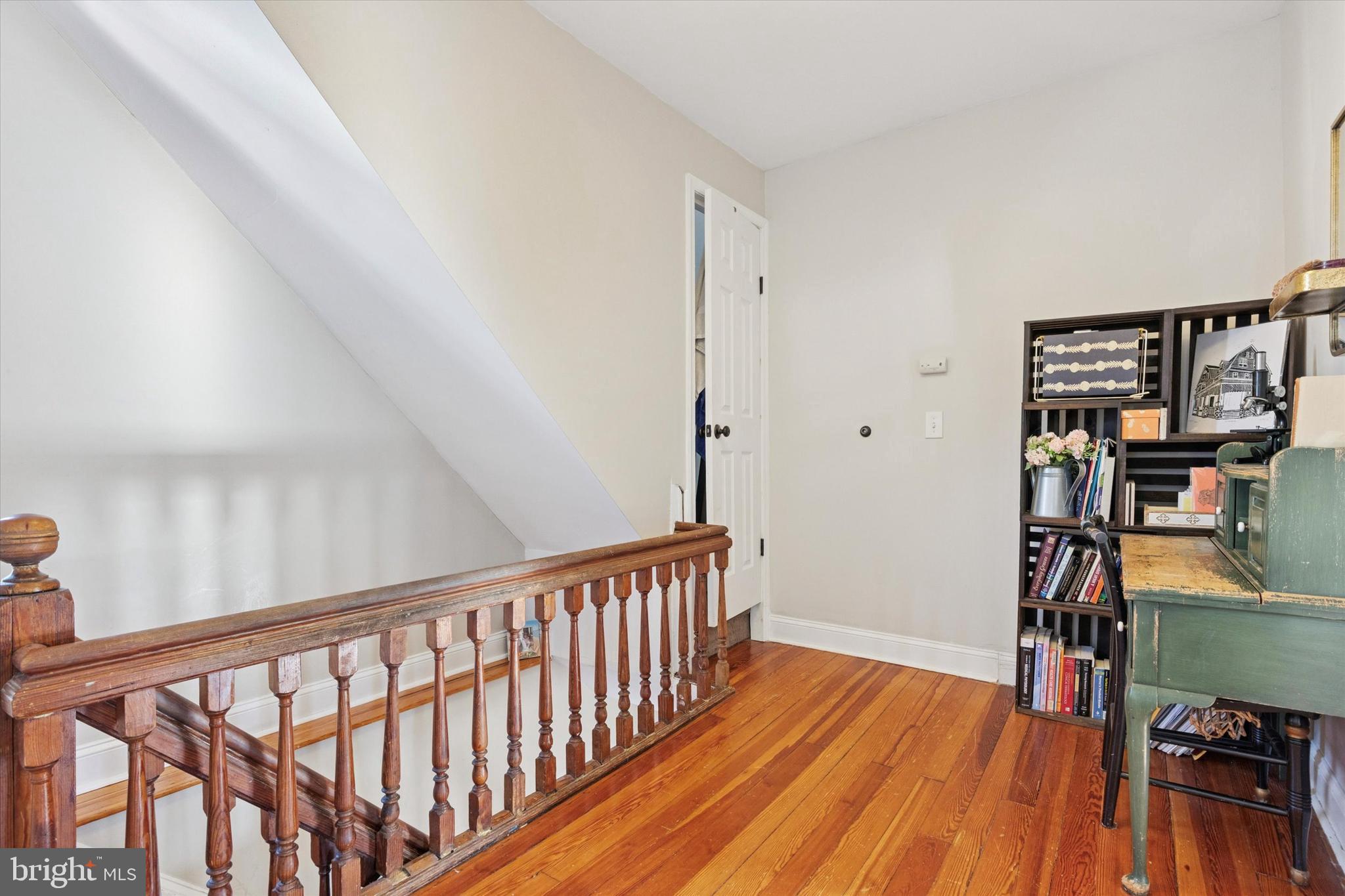 17 North Avenue Wyncote, PA 19095 - Photo 16 of 25 upstairs hall-room for a home office
