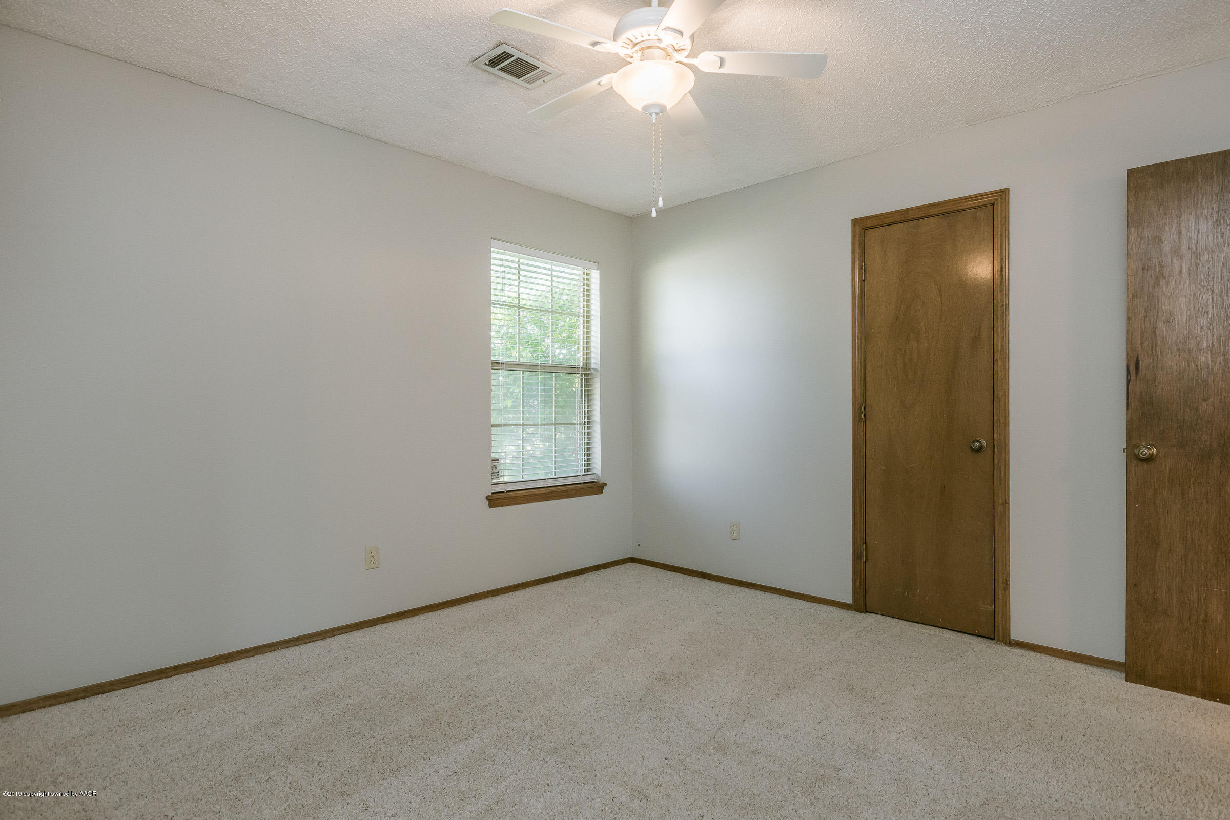 6803 Rochelle Lane Amarillo, TX 79109 - Photo 14 of 20 2nd Bedroom