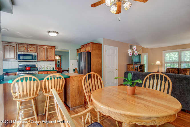 209 East Pleasant Grove Road Jackson, NJ 08527 - Photo 12 of 50 209 E Pleasant Grove Jackson-small-017-7