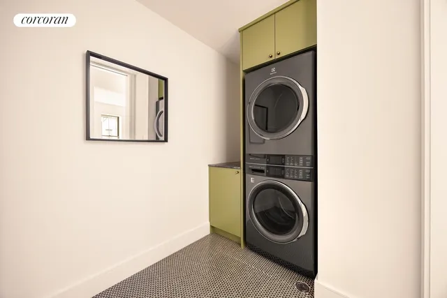 $2,495,000 | 148 Clinton Avenue, Unit 1 | Clinton Hill