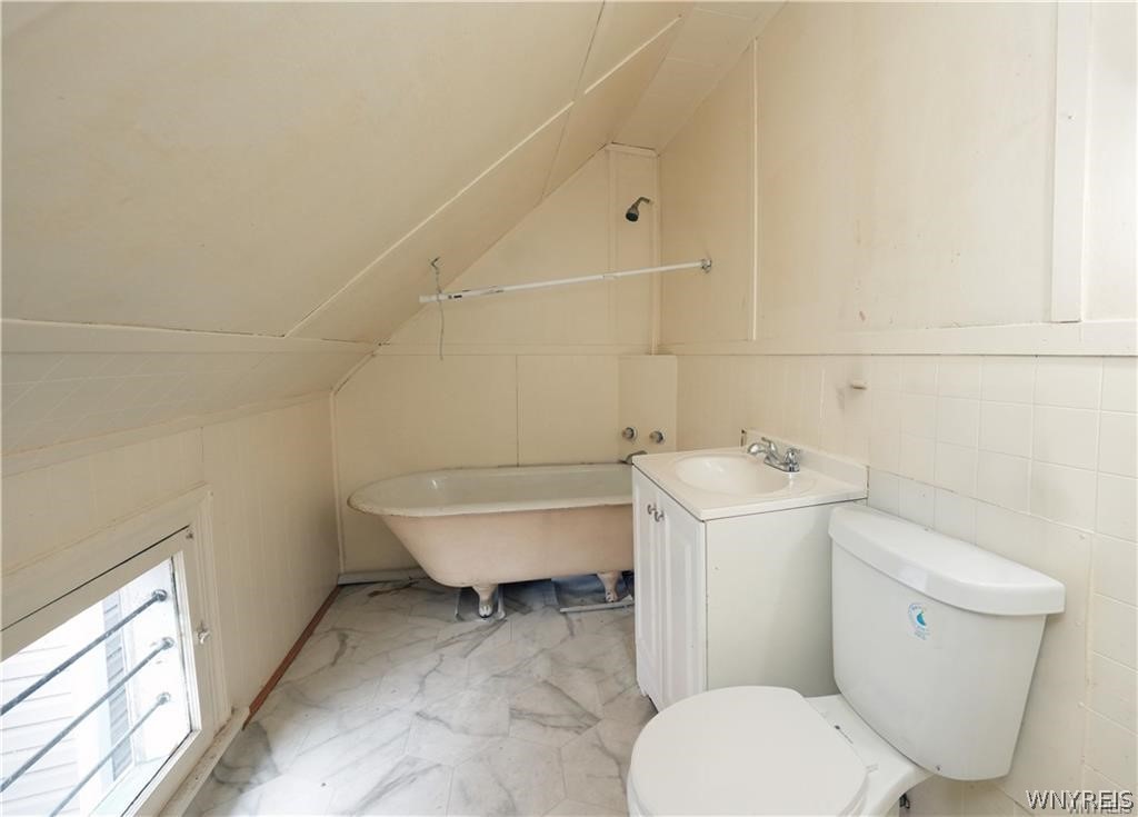 86 Benzinger Street Buffalo, NY 14206 - Photo 12 of 24