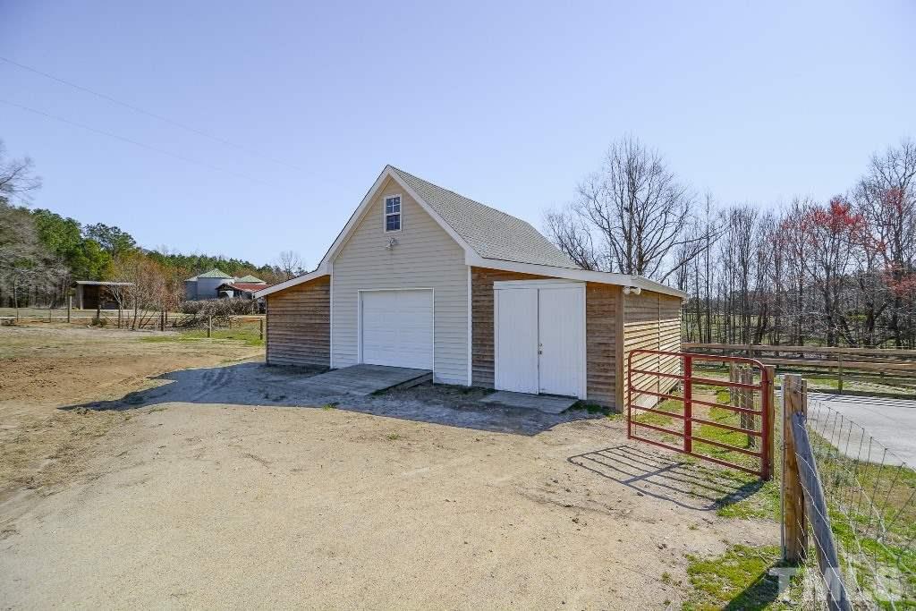 9798 Covered Bridge Road Zebulon, NC 27597 - Photo 18 of 25 Gallery Image 18