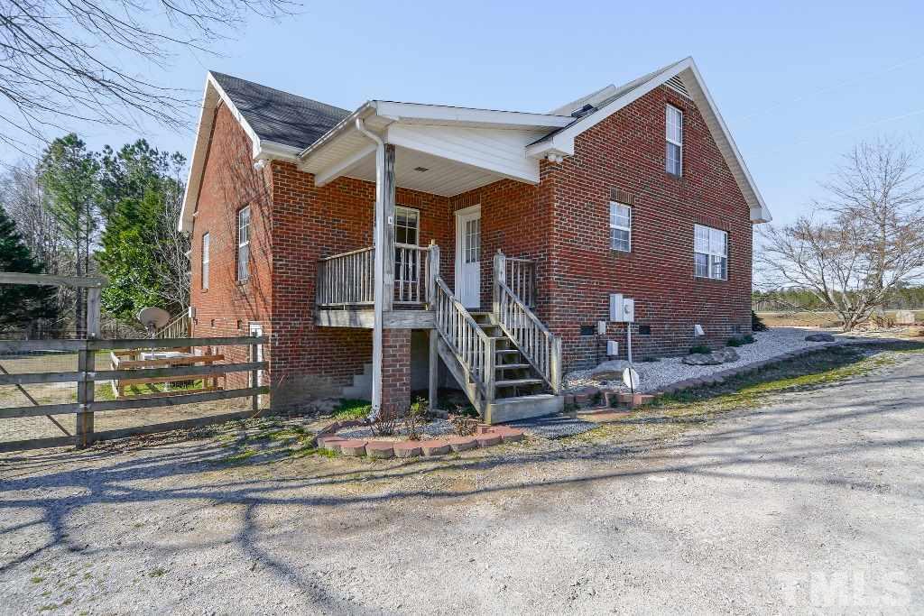 9798 Covered Bridge Road Zebulon, NC 27597 - Photo 4 of 25 Gallery Image 4
