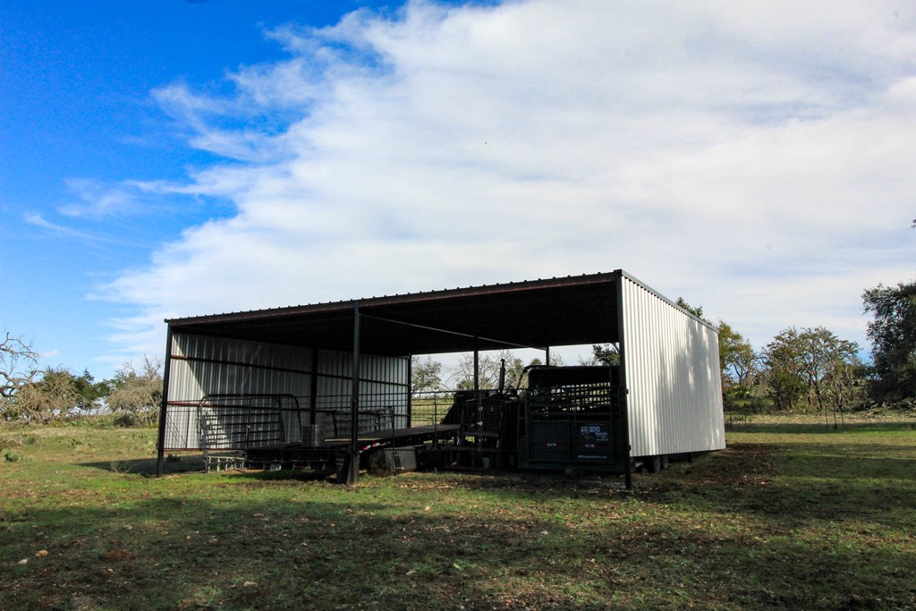 963 Josephine Road Harper, TX 78631 - Photo 10 of 15