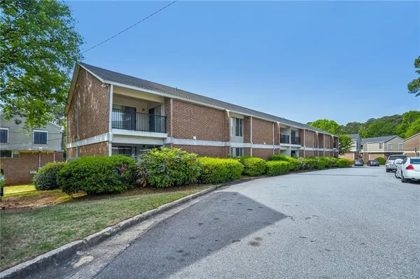 $205,000 | 3301 Henderson Mill Road, Unit 5, Atlanta, GA 30341