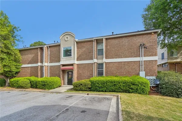 $205,000 | 3301 Henderson Mill Road, Unit 5, Atlanta, GA 30341