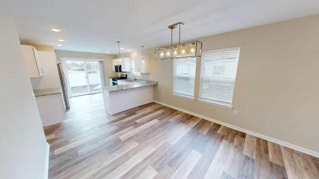 $2,000 | 513 St George Street, Ottawa, IL 61350