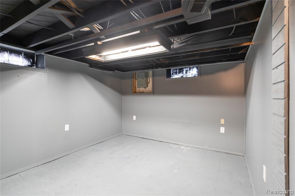 10799 Worden Street Detroit, MI 48224 - Photo 14 of 19 GetMedia-13