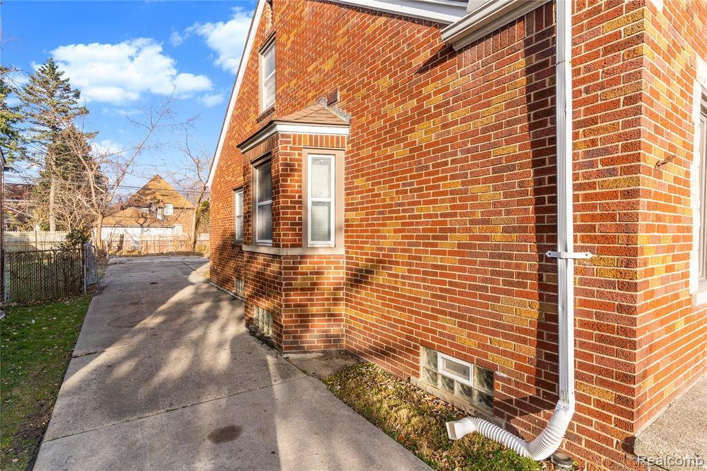 10799 Worden Street Detroit, MI 48224 - Photo 15 of 19 GetMedia-14