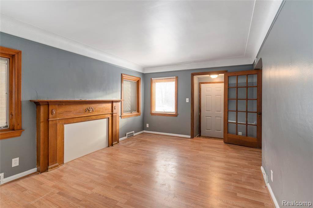 10799 Worden Street Detroit, MI 48224 - Photo 4 of 19 GetMedia-3