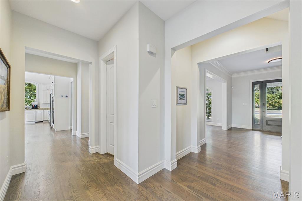 783 North Mason Road Creve Coeur, MO 63141 - Photo 5 of 34 Gallery Image 5