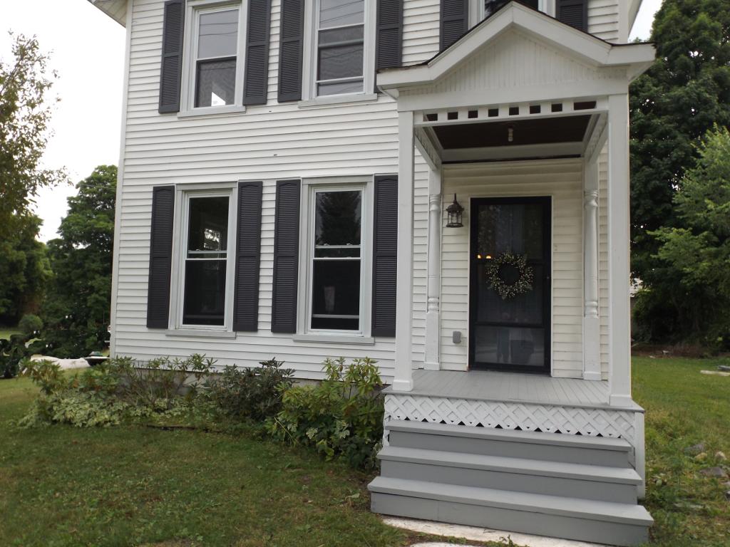 147 Smith Street West Rutland, VT 05777 - Photo 4 of 23