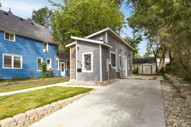 $239,000 | 475 Beaumont Street East, St. Paul, MN 55130