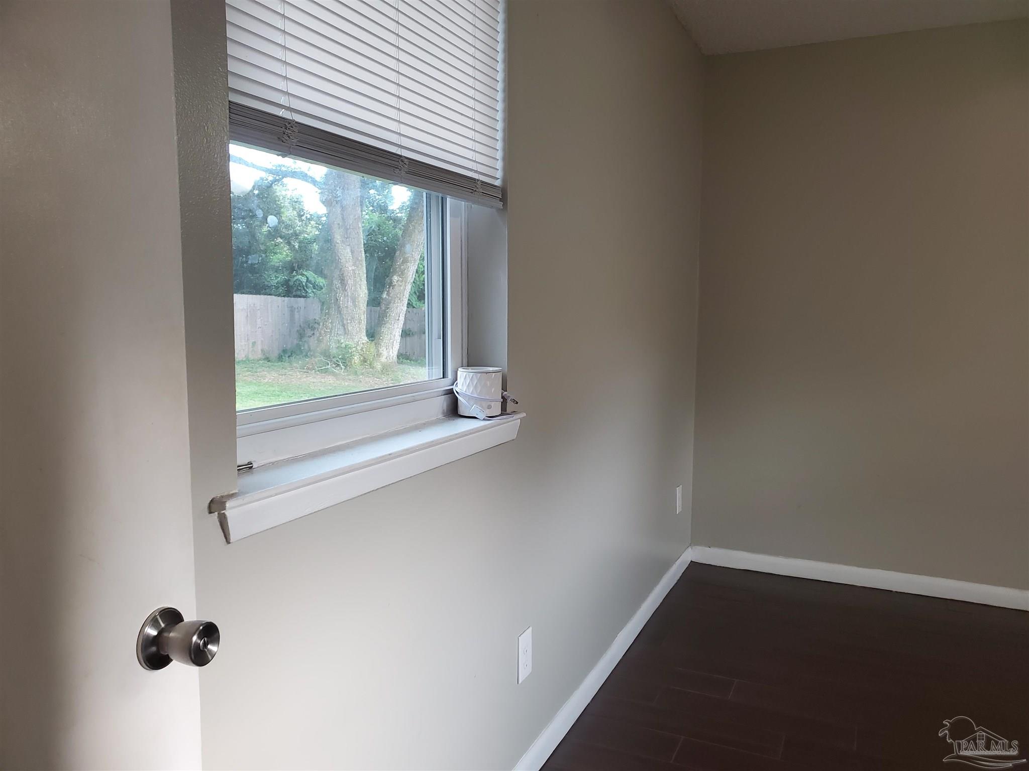 5849 Scotland Road Pensacola, FL 32526 - Photo 17 of 24 Gallery Image 17