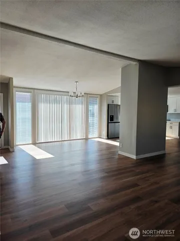 a view of livingroom with hardwood