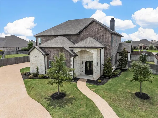$749,900 | 518 Stone Canyon Drive, Waco, TX 76657