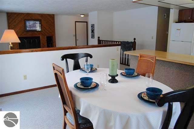 3565 Manchester Road Traverse City, MI 49686 - Photo 6 of 25 1723514-5.JPG