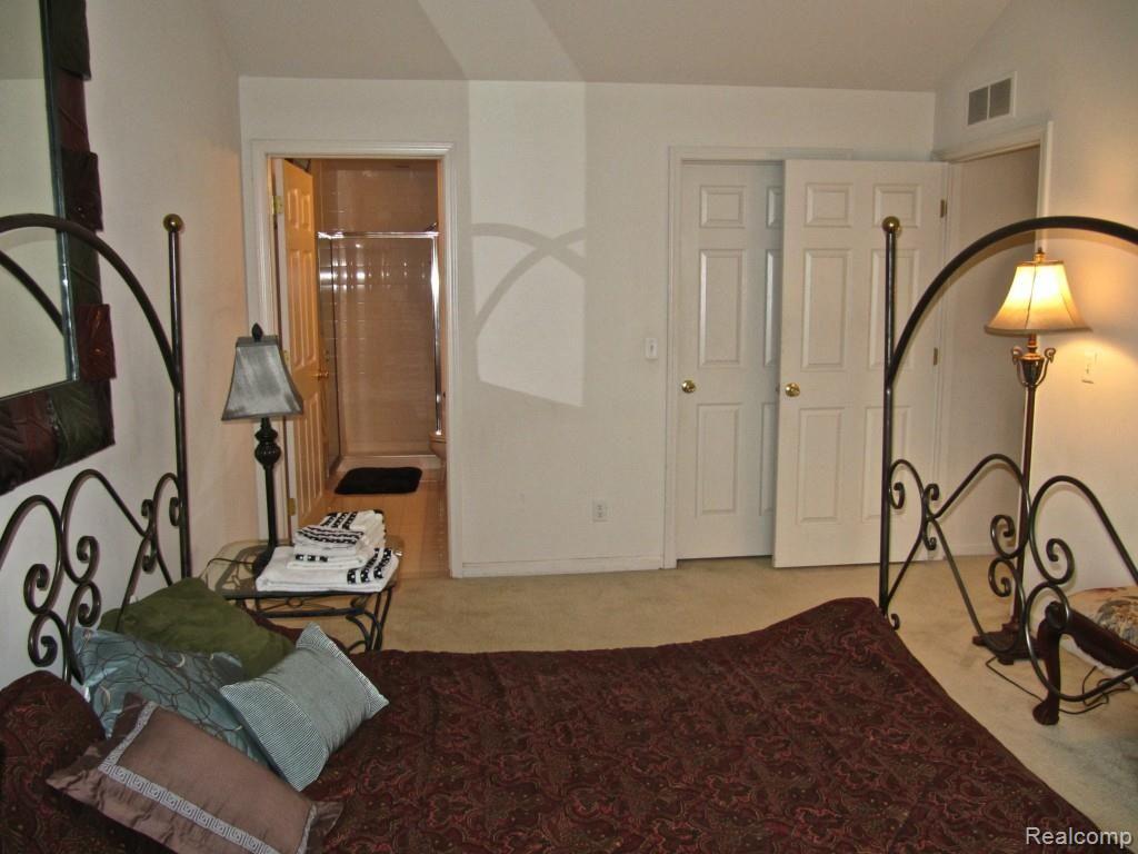 1871 Flagstone Circle, Unit 144 Rochester, MI 48307 - Photo 28 of 30 IMG_6292.jpg
