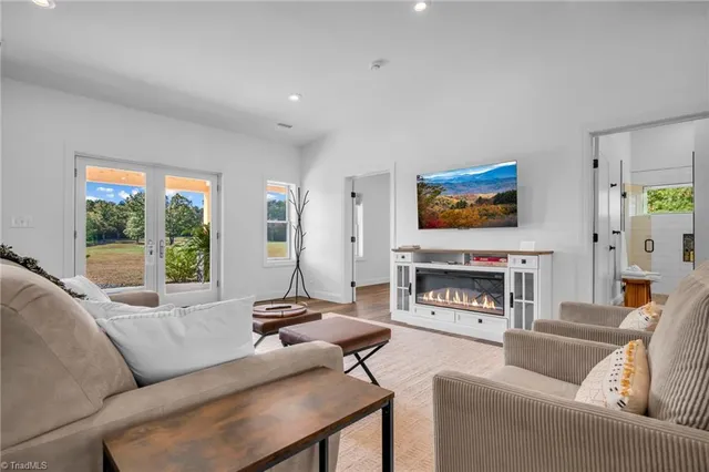 $4,000,000 | 1260 Beaver Island Trail, Walnut Cove, NC 27052