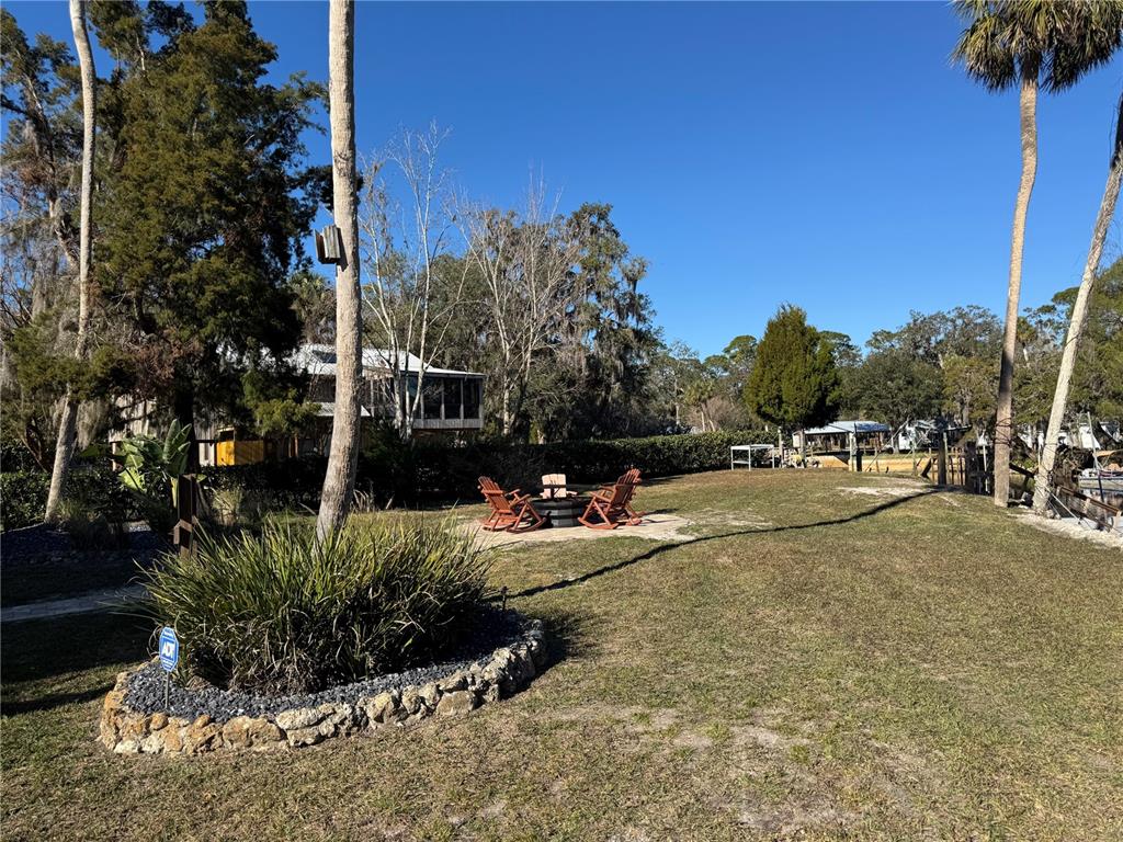 16645 West River Road Inglis, FL 34449 - Photo 5 of 51