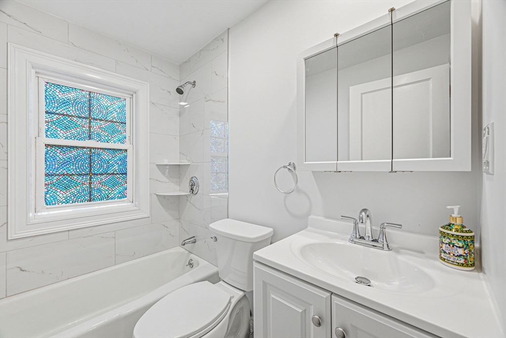 19 Keyes Street Quincy, MA 02169 - Photo 21 of 36