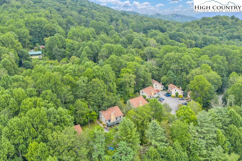 233 South Slope Road, Unit H2 Banner Elk, NC 28604 - Photo 31 of 31 Gallery Image 31