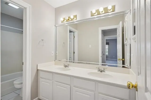 $279,000 | 10 Nouveau Lane East, Metairie, LA 70003