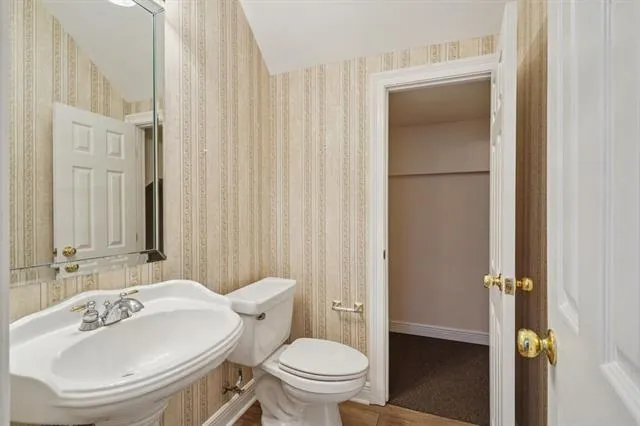 $279,000 | 10 Nouveau Lane East, Metairie, LA 70003