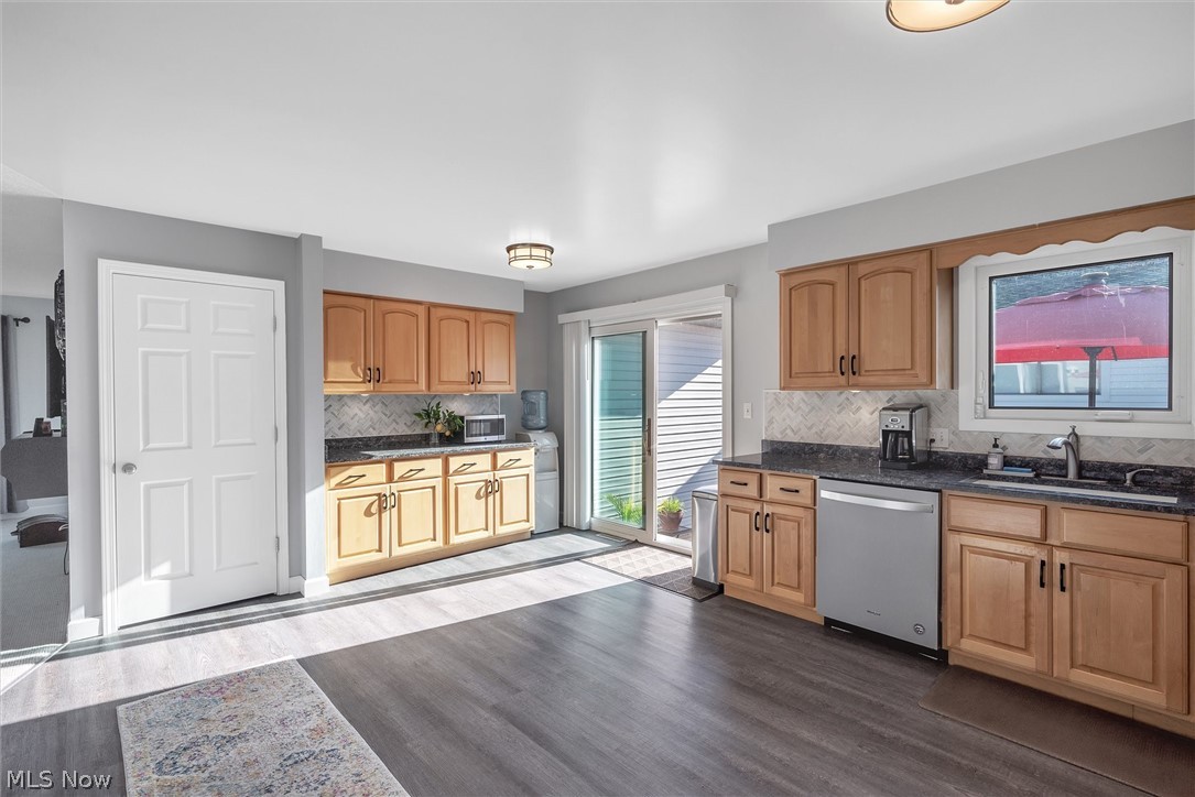 32308 Knobel Road Willowick, OH 44095 - Photo 15 of 35