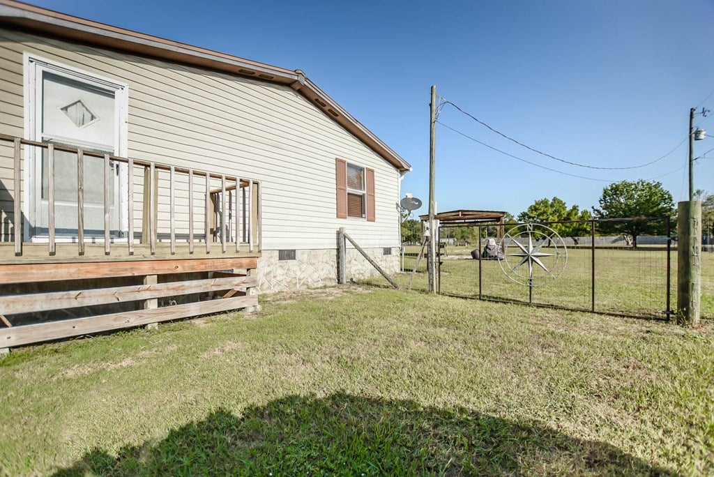1531 Shady Grove Road Hahira, GA 31632 - Photo 5 of 49 Gallery Image 5