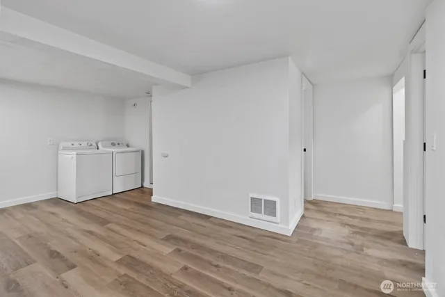 $549,950 | 1023 Southwest Roxbury Street, Seattle, WA 98106