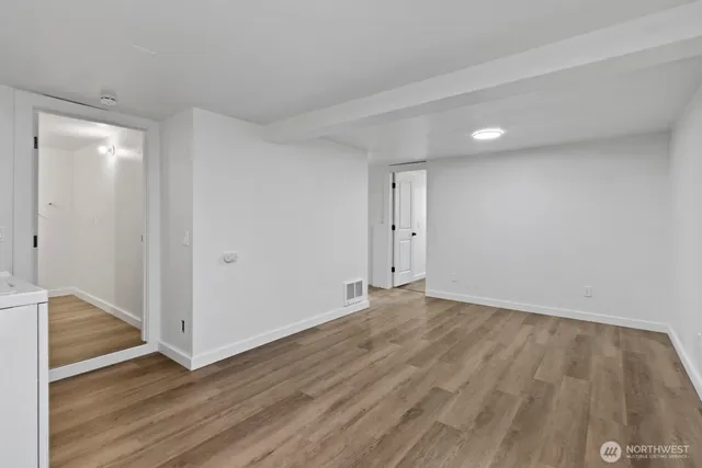 $549,950 | 1023 Southwest Roxbury Street, Seattle, WA 98106