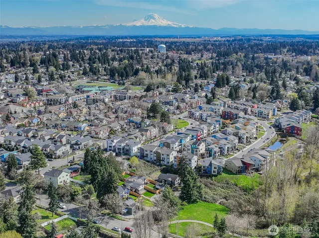 $549,950 | 1023 Southwest Roxbury Street, Seattle, WA 98106