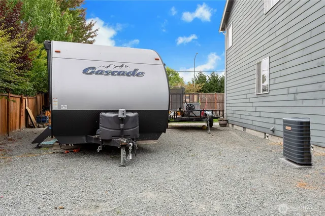 a view of backyard with a tv