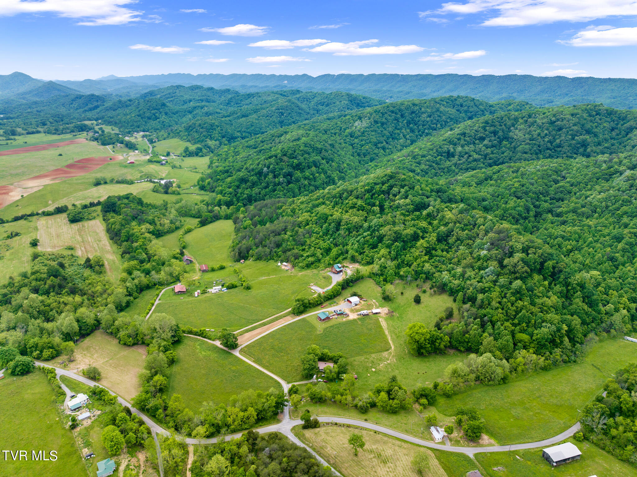 118 Vaughn Road Rogersville, TN 37857 - Photo 16 of 34 Rogersville B&R-2