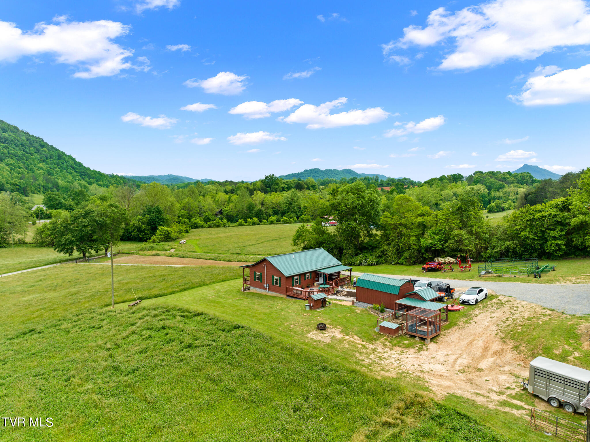 118 Vaughn Road Rogersville, TN 37857 - Photo 23 of 34 Rogersville B&R-12
