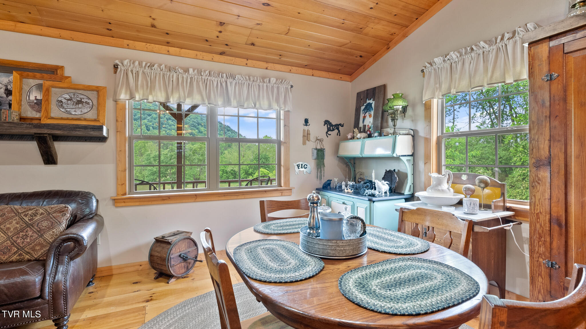 118 Vaughn Road Rogersville, TN 37857 - Photo 5 of 34 Rogersville B&R-17