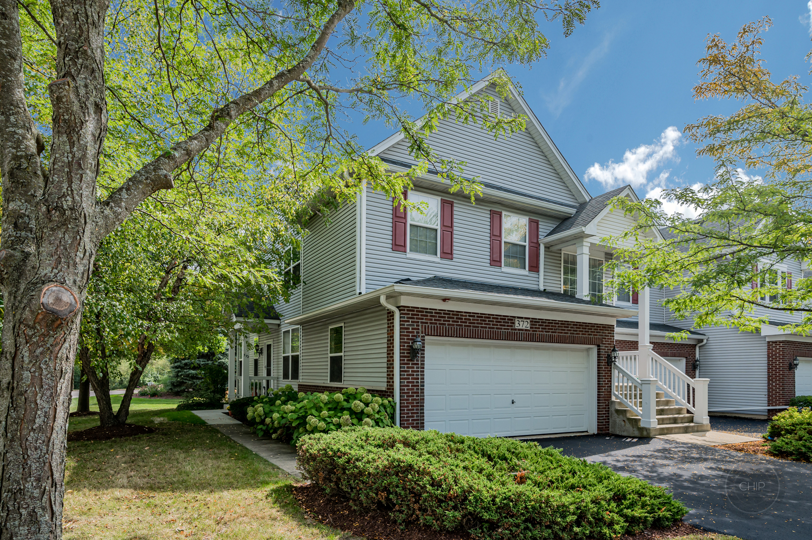 372 Ridge Road North Aurora, IL 60542 - Photo 1 of 33